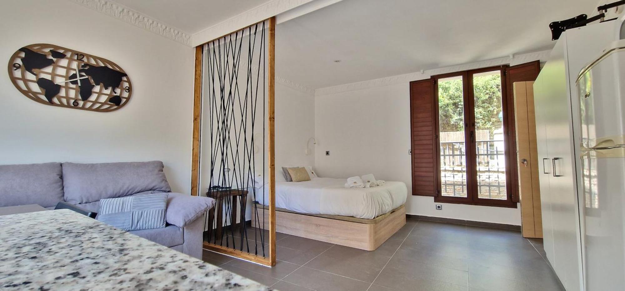 Pangsapuri Adanar-apartamentos Muralla Ziri Granada