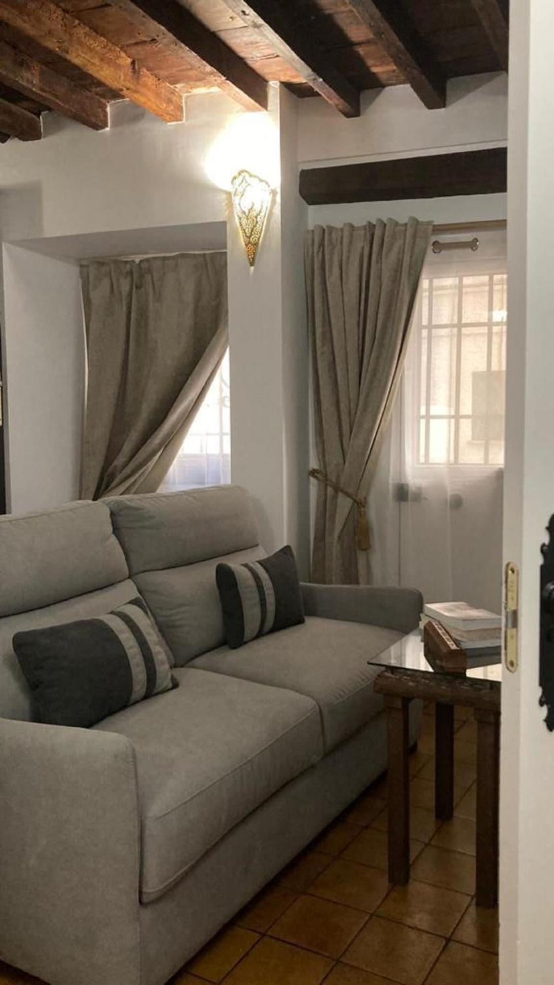 Pangsapuri Adanar-apartamentos Muralla Ziri